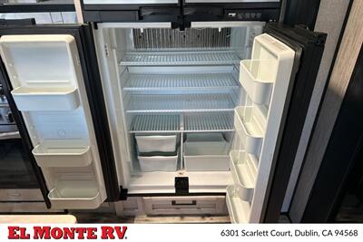2022 K-Z RV Durango 301RLT   - Photo 23 - Dublin, CA 94568