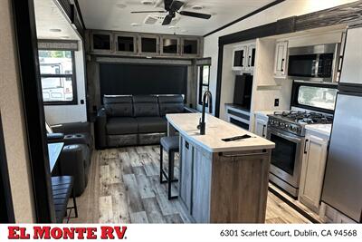 2022 K-Z RV Durango 301RLT   - Photo 10 - Dublin, CA 94568