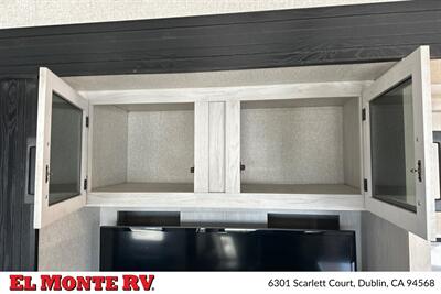 2022 K-Z RV Durango 301RLT   - Photo 13 - Dublin, CA 94568