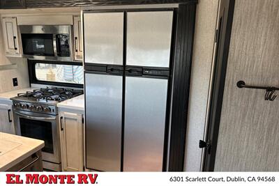 2022 K-Z RV Durango 301RLT   - Photo 25 - Dublin, CA 94568