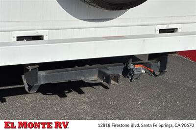 2024 Thor Four Winds 22E   - Photo 5 - Santa Fe Springs, CA 90670