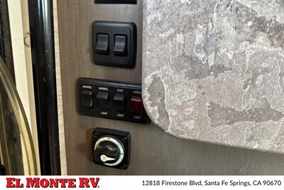 2024 Thor Four Winds 22E   - Photo 40 - Santa Fe Springs, CA 90670