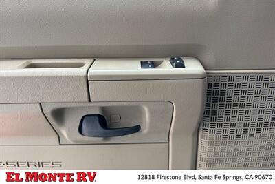 2025 Thor Four Winds 31MV   - Photo 11 - Santa Fe Springs, CA 90670