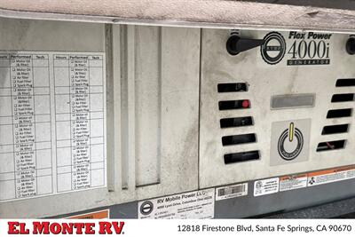 2025 Thor Four Winds 31MV   - Photo 10 - Santa Fe Springs, CA 90670
