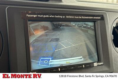 2025 Thor Four Winds 31MV   - Photo 44 - Santa Fe Springs, CA 90670