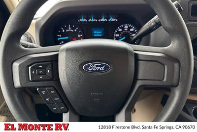 2025 Thor Four Winds 31MV   - Photo 46 - Santa Fe Springs, CA 90670