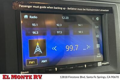 2025 Thor Four Winds 31MV   - Photo 43 - Santa Fe Springs, CA 90670