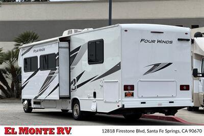 2025 Thor Four Winds 31MV   - Photo 6 - Santa Fe Springs, CA 90670
