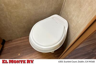 2014 Coachmen Freelander 29QB - Photo 29 - Dublin, CA 94568