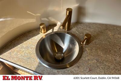 1966 Airstream Safari 22FT   - Photo 21 - Dublin, CA 94568