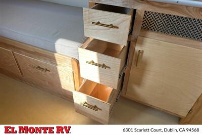 1966 Airstream Safari 22FT   - Photo 15 - Dublin, CA 94568