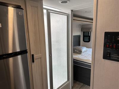 2024 Forest River Sunseeker 3010DS   - Photo 9 - Las Vegas, NV 89121