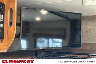 2018 Coachmen Leprechaun 271QB   - Photo 17 - Dublin, CA 94568