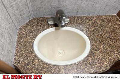 2018 Coachmen Leprechaun 271QB   - Photo 31 - Dublin, CA 94568