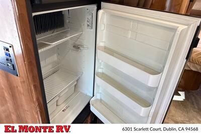2018 Coachmen Leprechaun 271QB   - Photo 25 - Dublin, CA 94568