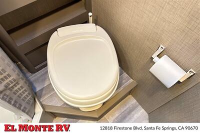 2019 Thor Gemini 24SX   - Photo 25 - Santa Fe Springs, CA 90670