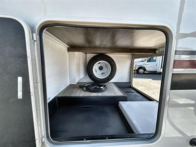 2023 Coachmen Leprechaun 230CB   - Photo 5 - Santa Fe Springs, CA 90670