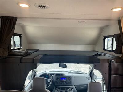 2025 Forest River Sunseeker 2550DSLE   - Photo 9 - Santa Fe Springs, CA 90670