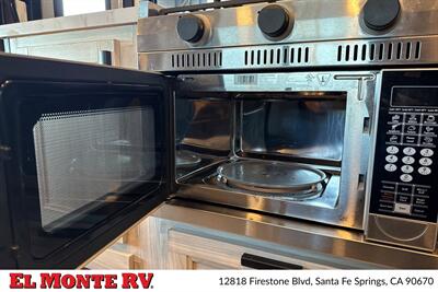 2024 Forest River Sunseeker 2150SLE   - Photo 20 - Santa Fe Springs, CA 90670