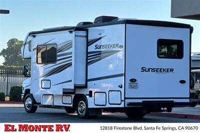 2024 Forest River Sunseeker 2150SLE   - Photo 6 - Santa Fe Springs, CA 90670