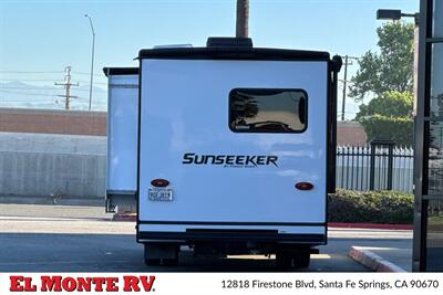 2024 Forest River Sunseeker 2150SLE   - Photo 4 - Santa Fe Springs, CA 90670