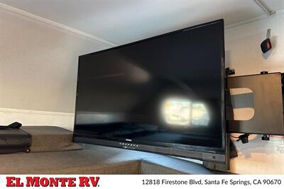 2024 Forest River Sunseeker 2150SLE   - Photo 16 - Santa Fe Springs, CA 90670
