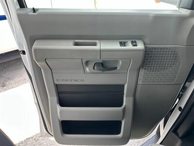 2023 Forest River Forester 2441DS   - Photo 11 - Orlando, FL 32808