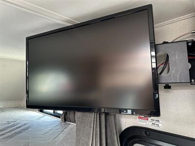 2023 Forest River Forester 2441DS   - Photo 20 - Orlando, FL 32808