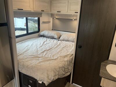 2024 Forest River Sunseeker 2150SLE   - Photo 18 - Santa Fe Springs, CA 90670