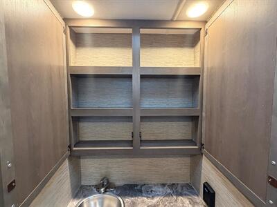 2024 Thor Four Winds 28A - Photo 36 - Santa Fe Springs, CA 90670