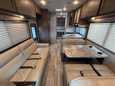 2024 Thor Four Winds 28A - Photo 20 - Santa Fe Springs, CA 90670