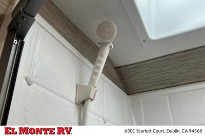 2024 Thor Four Winds 22E   - Photo 32 - Santa Fe Springs, CA 90670
