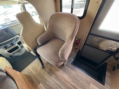 2018 Thor Four Winds 23U   - Photo 21 - Orlando, FL 32808