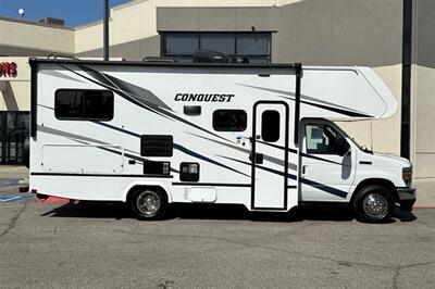 2024 Gulf Stream Conquest 6238   - Photo 2 - Santa Fe Springs, CA 90670