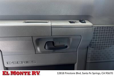 2024 Forest River Sunseeker 2850SLE   - Photo 11 - Santa Fe Springs, CA 90670