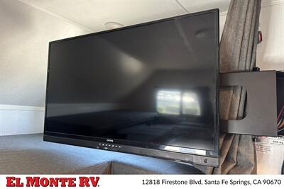 2024 Forest River Sunseeker 2850SLE   - Photo 16 - Santa Fe Springs, CA 90670