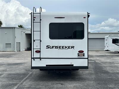 2023 Forest River Sunseeker 3250DSLE   - Photo 4 - Orlando, FL 32808