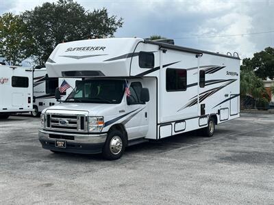 2023 Forest River Sunseeker 3250DSLE   - Photo 8 - Orlando, FL 32808
