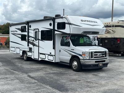 2023 Forest River Sunseeker 3250DSLE   - Photo 1 - Orlando, FL 32808