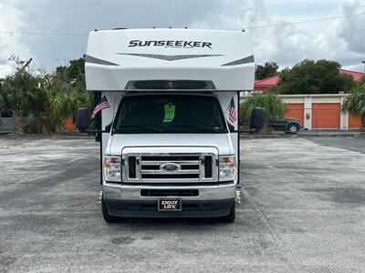 2023 Forest River Sunseeker 3250DSLE   - Photo 9 - Orlando, FL 32808