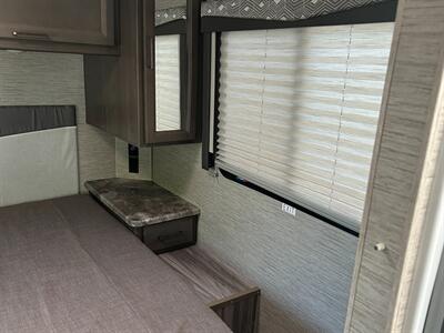 2024 Thor Four Winds 28A   - Photo 14 - Las Vegas, NV 89121