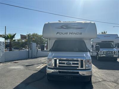 2024 Thor Four Winds 28A   - Photo 2 - Las Vegas, NV 89121