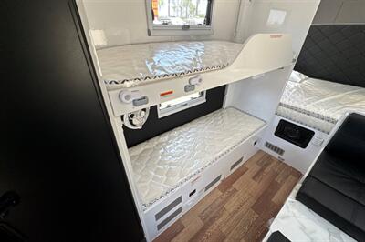 2025 MDC XT17HRT FAMILY 25FT   - Photo 31 - Santa Fe Springs, CA 90670
