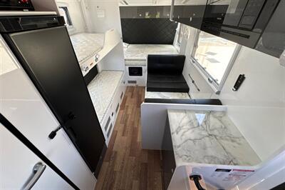 2025 MDC XT17HRT FAMILY 25FT   - Photo 11 - Santa Fe Springs, CA 90670