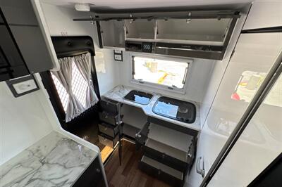 2025 MDC XT17HRT FAMILY 25FT   - Photo 20 - Santa Fe Springs, CA 90670