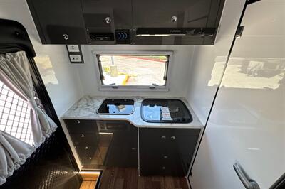 2025 MDC XT17HRT FAMILY 25FT   - Photo 16 - Santa Fe Springs, CA 90670
