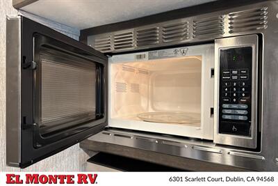 2023 Coachmen Pursuit 31BH   - Photo 21 - Dublin, CA 94568