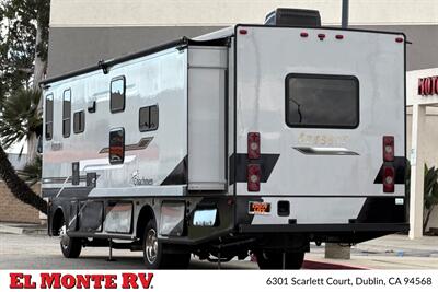 2023 Coachmen Pursuit 31BH   - Photo 6 - Dublin, CA 94568