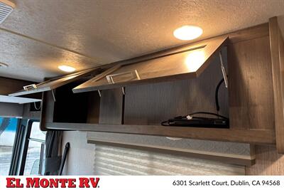 2023 Coachmen Pursuit 31BH   - Photo 15 - Dublin, CA 94568