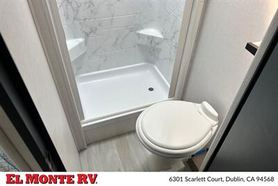 2025 Forest River Sunseeker 2150SLE   - Photo 28 - Santa Fe Springs, CA 90670